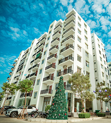 GARDEN_CITY_APARTMENT_COMPLEX